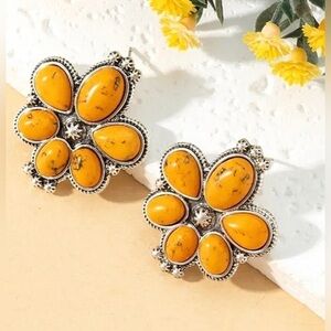 🌟HPx3🌟SQUASH MOON BLOSSOM STUDS Yellow Turquoise Howlite Brass Earrings S925